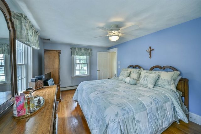 246 Manning St, Needham, MA 02492
