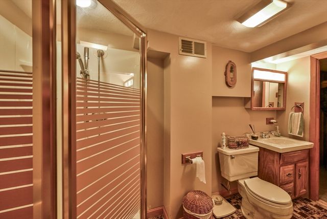 246 Manning St, Needham, MA 02492
