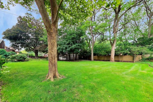 1240 William Street, River Forest, IL 60305