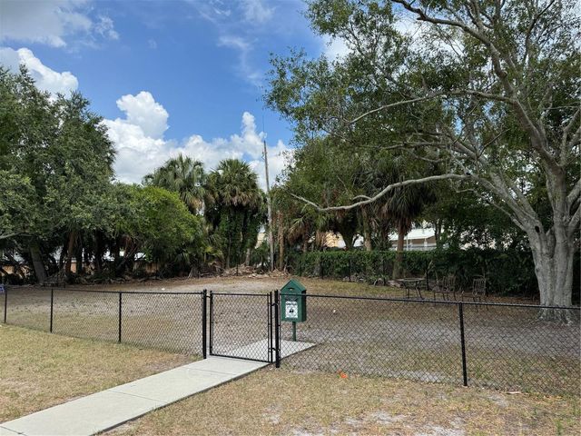 4201 LA DEGA COURT, Tampa, FL 33611