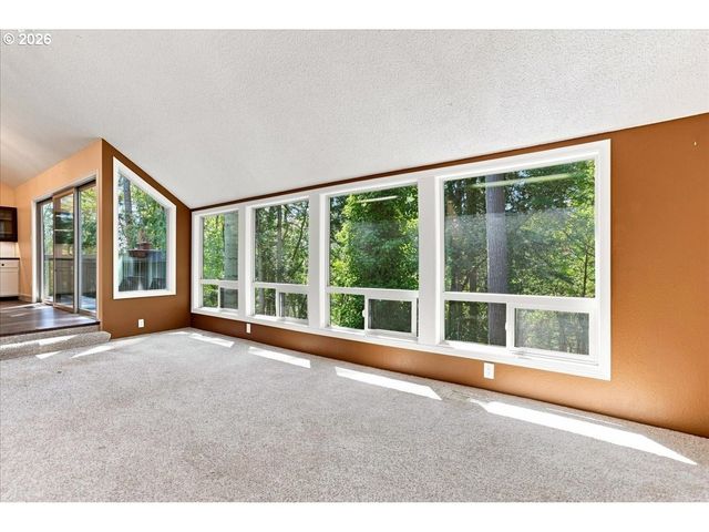 2425 ARCHWOOD Dr, Longview, WA 98632