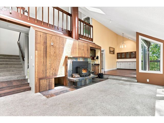2425 ARCHWOOD Dr, Longview, WA 98632