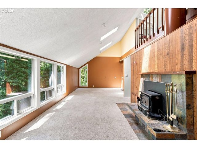 2425 ARCHWOOD Dr, Longview, WA 98632