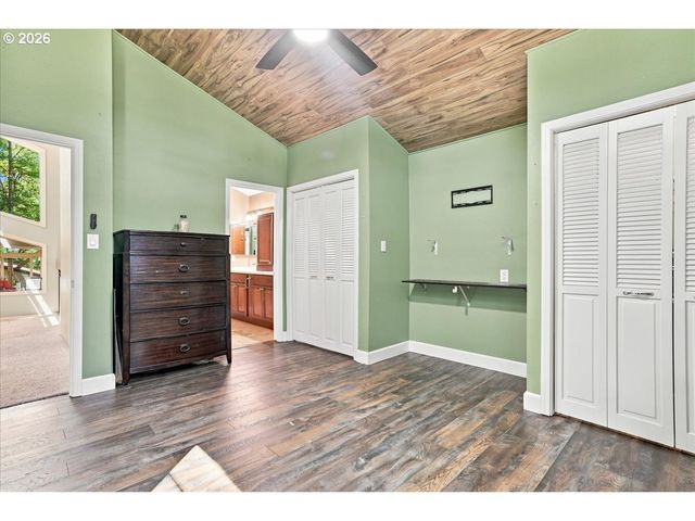 2425 ARCHWOOD Dr, Longview, WA 98632