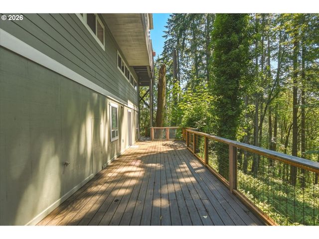 2425 ARCHWOOD Dr, Longview, WA 98632