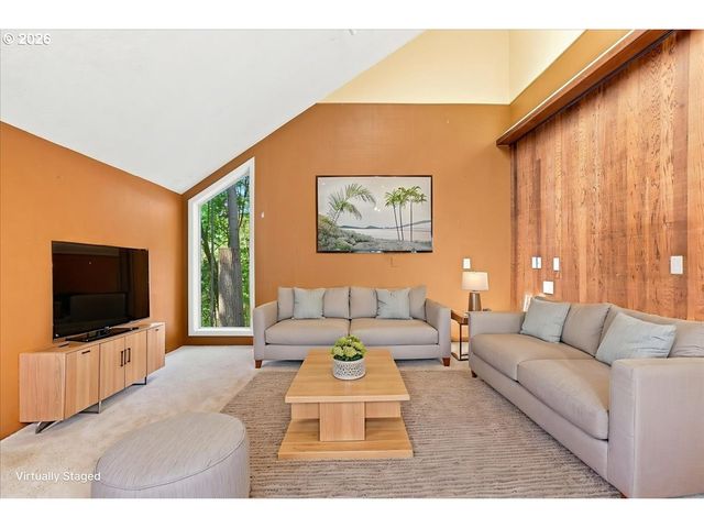 2425 ARCHWOOD Dr, Longview, WA 98632