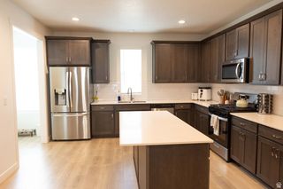 638 N AUTUMN ASH CIR #9, Kaysville, UT 84037