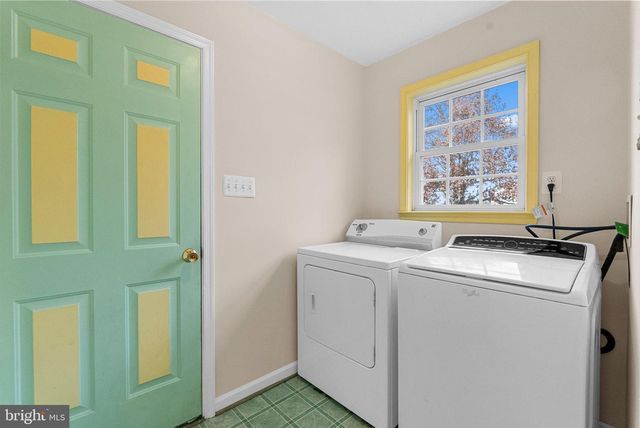 15 FELDSPAR WAY, Fredericksburg, VA 22405