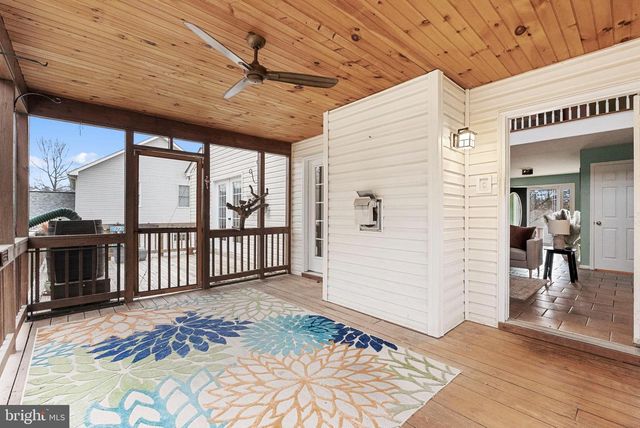 15 FELDSPAR WAY, Fredericksburg, VA 22405