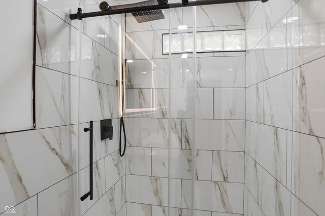 2842 Sangster Avenue, Indianapolis, IN 46218