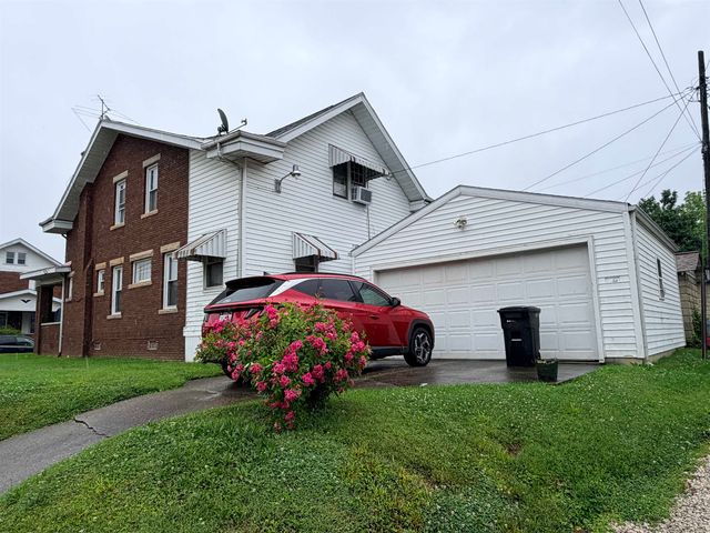 1001 Johns Court, Huntington, WV 25701