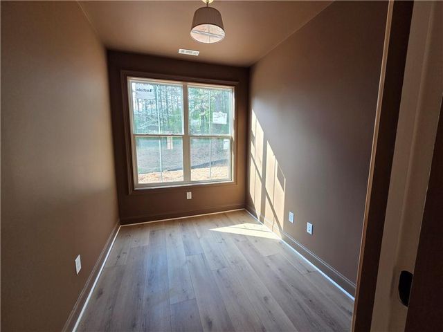 4352 Cedarcrest Road, Acworth, GA 30101