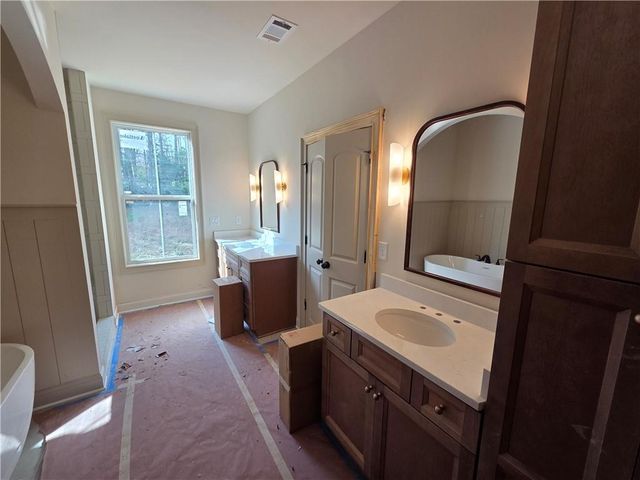 4352 Cedarcrest Road, Acworth, GA 30101