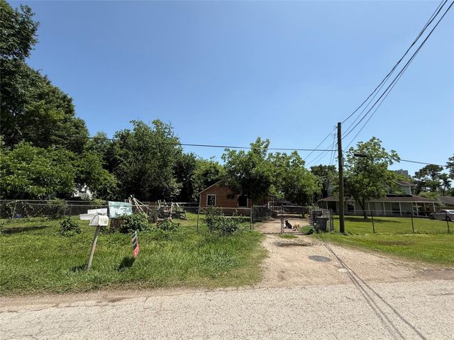 4312 Banner Drive, Houston, TX 77013