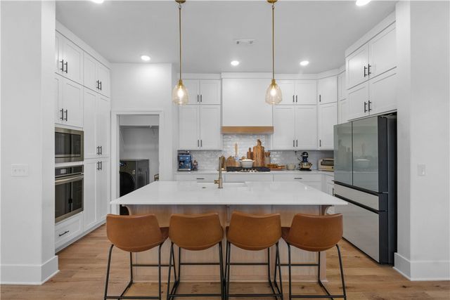 1406 George Robbins Lane, Cave Springs, AR 72718