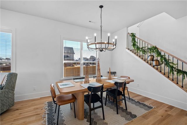 1406 George Robbins Lane, Cave Springs, AR 72718