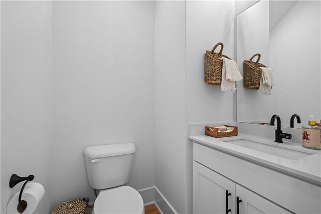 1406 George Robbins Lane, Cave Springs, AR 72718