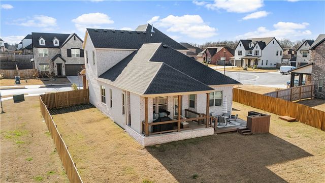 1406 George Robbins Lane, Cave Springs, AR 72718