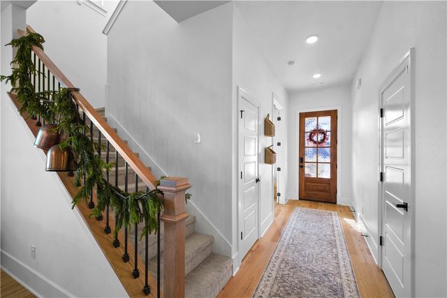 1406 George Robbins Lane, Cave Springs, AR 72718