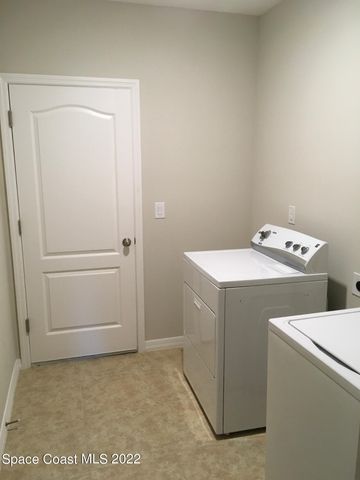 967 Zambrana Street SE, Palm Bay, FL 32909