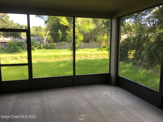 967 Zambrana Street SE, Palm Bay, FL 32909