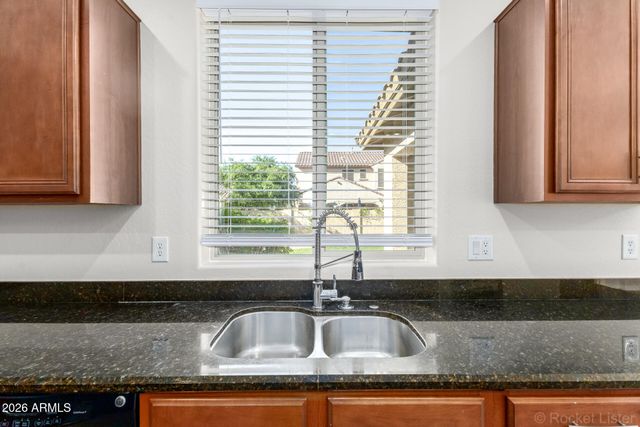 1542 W HOMESTEAD Drive, Chandler, AZ 85286