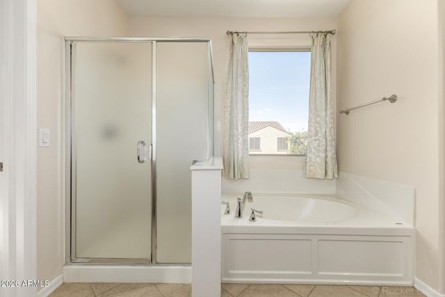 1542 W HOMESTEAD Drive, Chandler, AZ 85286