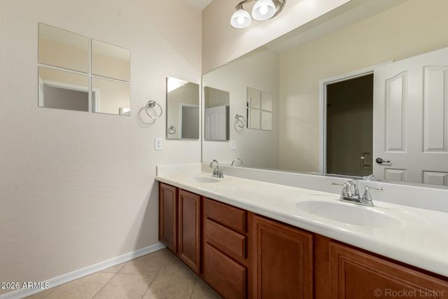 1542 W HOMESTEAD Drive, Chandler, AZ 85286