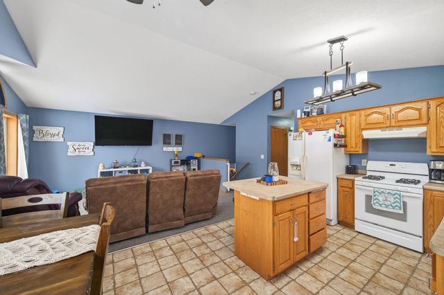 14137 314th Avenue NW, Princeton, MN 55371
