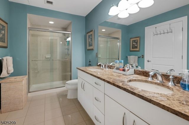 48 S Park St 507, Montclair Twp., NJ 07042