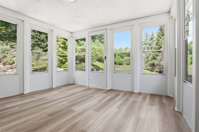 32 Wychwood Drive, Littleton, MA 01460