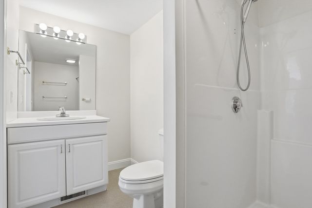 32 Wychwood Drive, Littleton, MA 01460