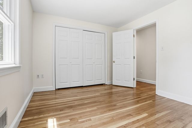 32 Wychwood Drive, Littleton, MA 01460