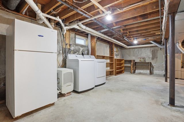 32 Wychwood Drive, Littleton, MA 01460