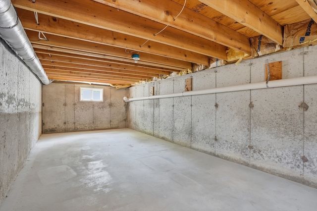 32 Wychwood Drive, Littleton, MA 01460