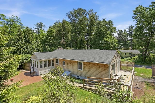 32 Wychwood Drive, Littleton, MA 01460