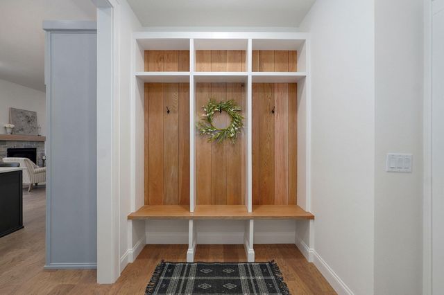 3945 E Woodhue Street, Springfield, MO 65802