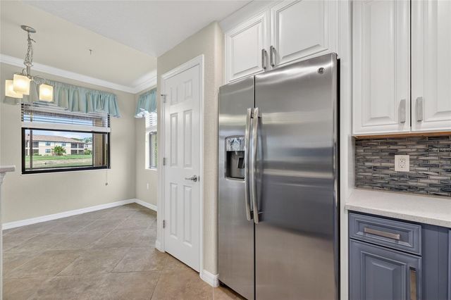 20151 RAGAZZA CIRCLE E 102, Venice, FL 34293
