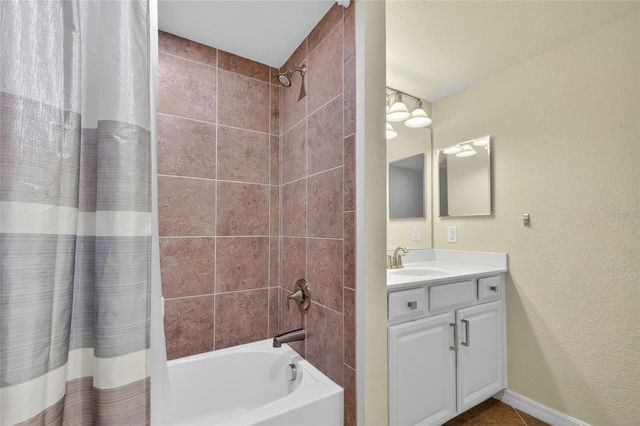 20151 RAGAZZA CIRCLE E 102, Venice, FL 34293