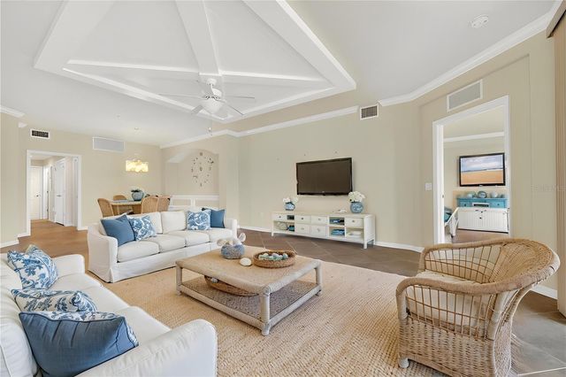 20151 RAGAZZA CIRCLE E 102, Venice, FL 34293