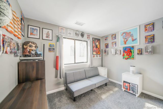 852 Skyline Drive, Coram, NY 11727