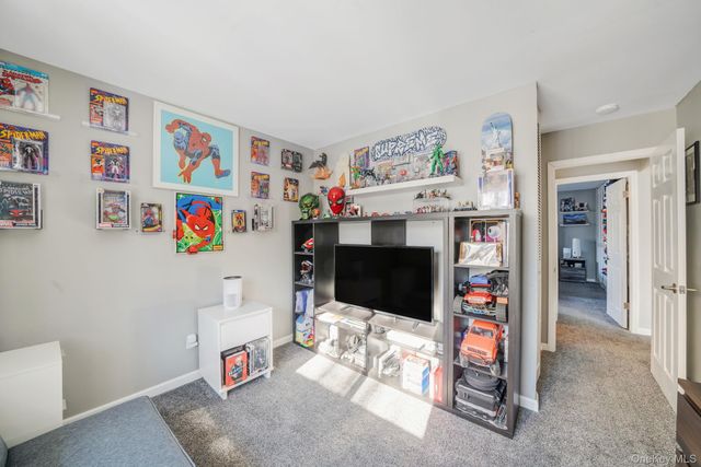 852 Skyline Drive, Coram, NY 11727