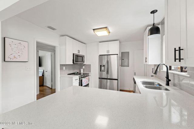 4823 KERLE, Jacksonville, FL 32205