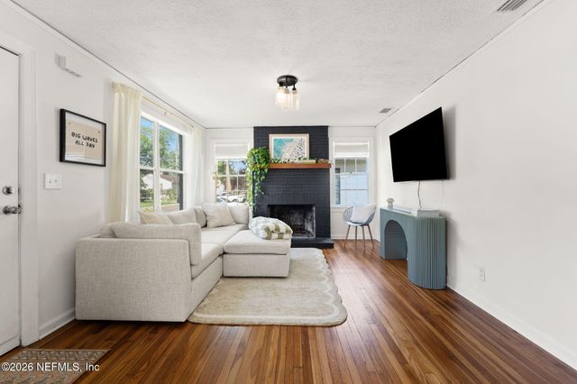 4823 KERLE, Jacksonville, FL 32205