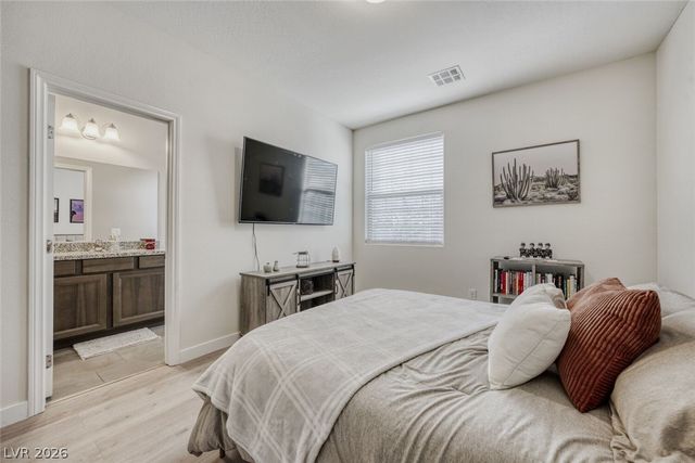 7290 Southern Magnolia Street, Las Vegas, NV 89149