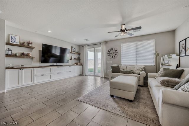 7290 Southern Magnolia Street, Las Vegas, NV 89149