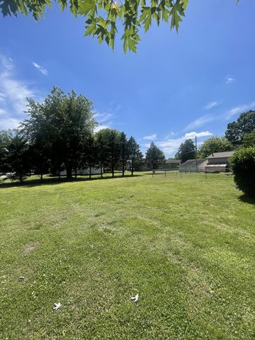 605 Springer Rd, N, Lawrenceburg, TN 38464