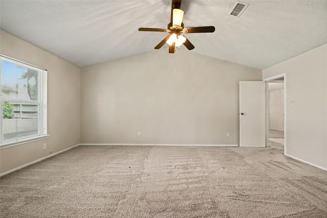 15330 Bratten Lane, Houston, TX 77598