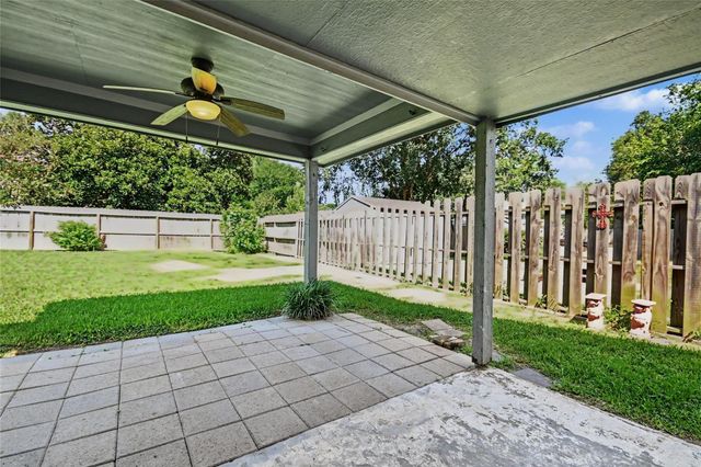 15330 Bratten Lane, Houston, TX 77598
