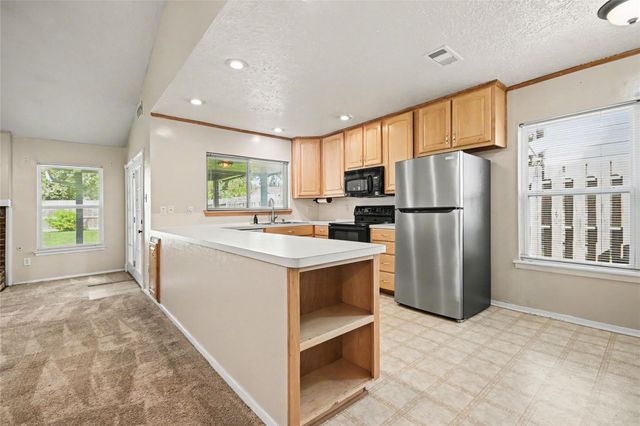 15330 Bratten Lane, Houston, TX 77598